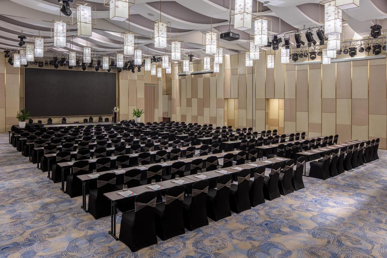 เมเลีย วินเพิร์ล เว้ Hotel ภายนอก รูปภาพ The Grand Ballroom