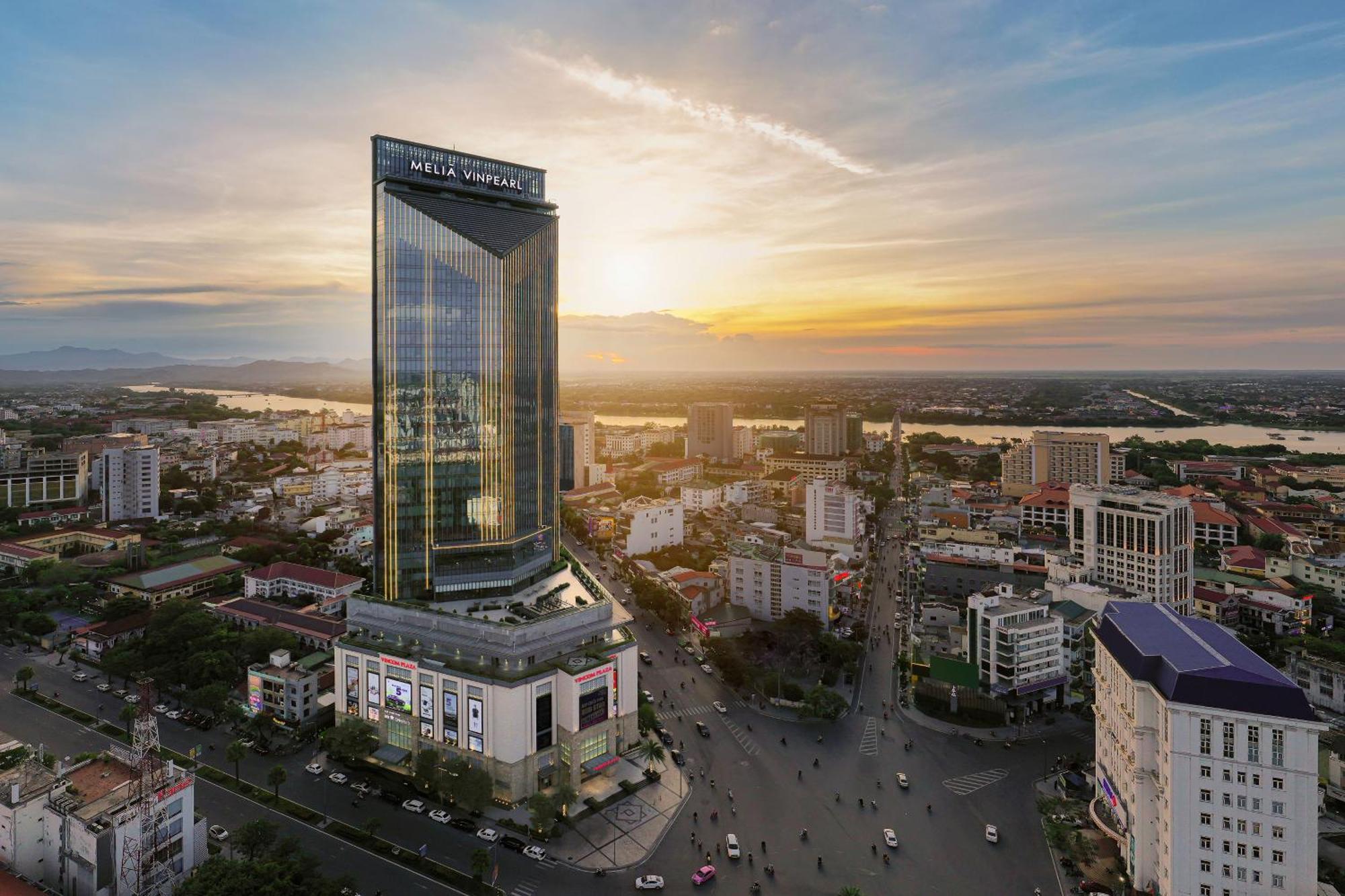 เมเลีย วินเพิร์ล เว้ Hotel ภายนอก รูปภาพ Milla Avenue