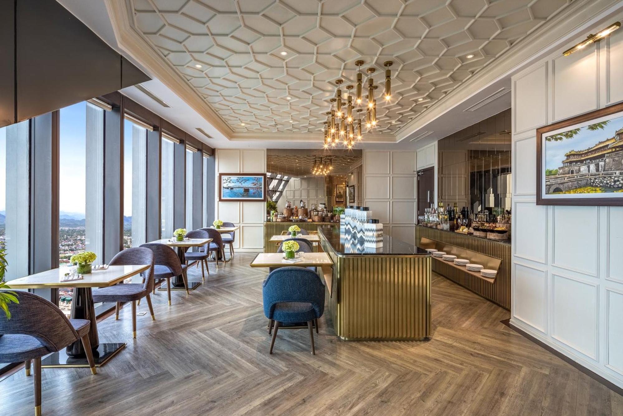 เมเลีย วินเพิร์ล เว้ Hotel ภายนอก รูปภาพ The Club at The Landmark, Bangkok